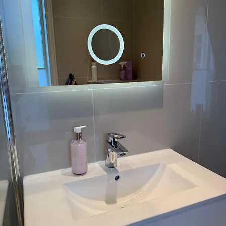 Villa By The Sea O47 *